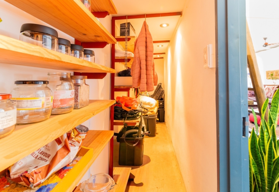 To Let 1 Bedroom Property for Rent in Woodstock Western Cape